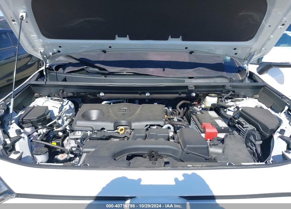 2022 TOYOTA RAV4 XLE VIN: 2T3W1RFV4NC176651