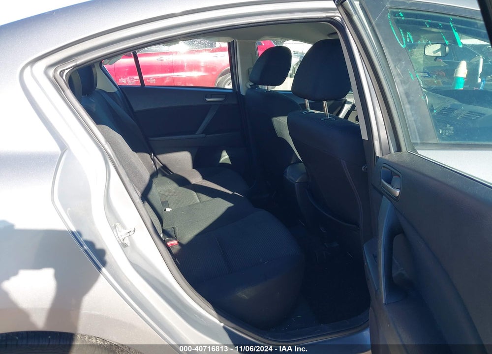 2012 MAZDA 3 I SPORT VIN: JM1BL1UF2C1525452