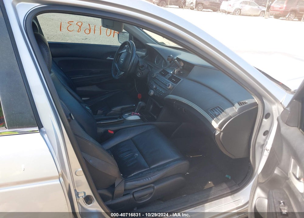 2012 HONDA ACCORD 2.4 SE VIN: 1HGCP2F69CA210273