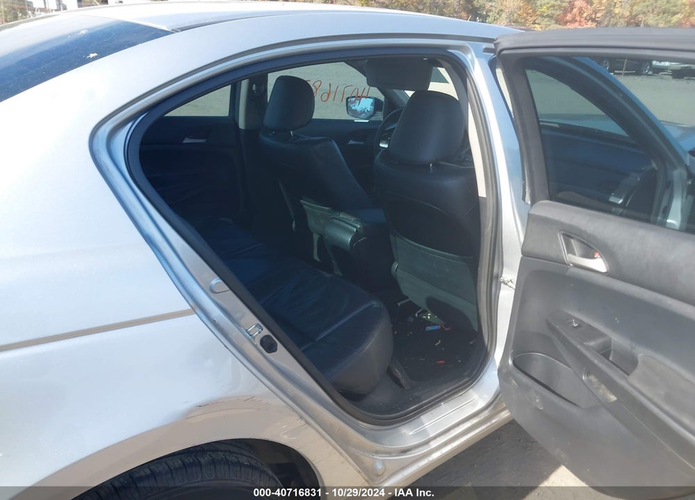 2012 HONDA ACCORD 2.4 SE VIN: 1HGCP2F69CA210273