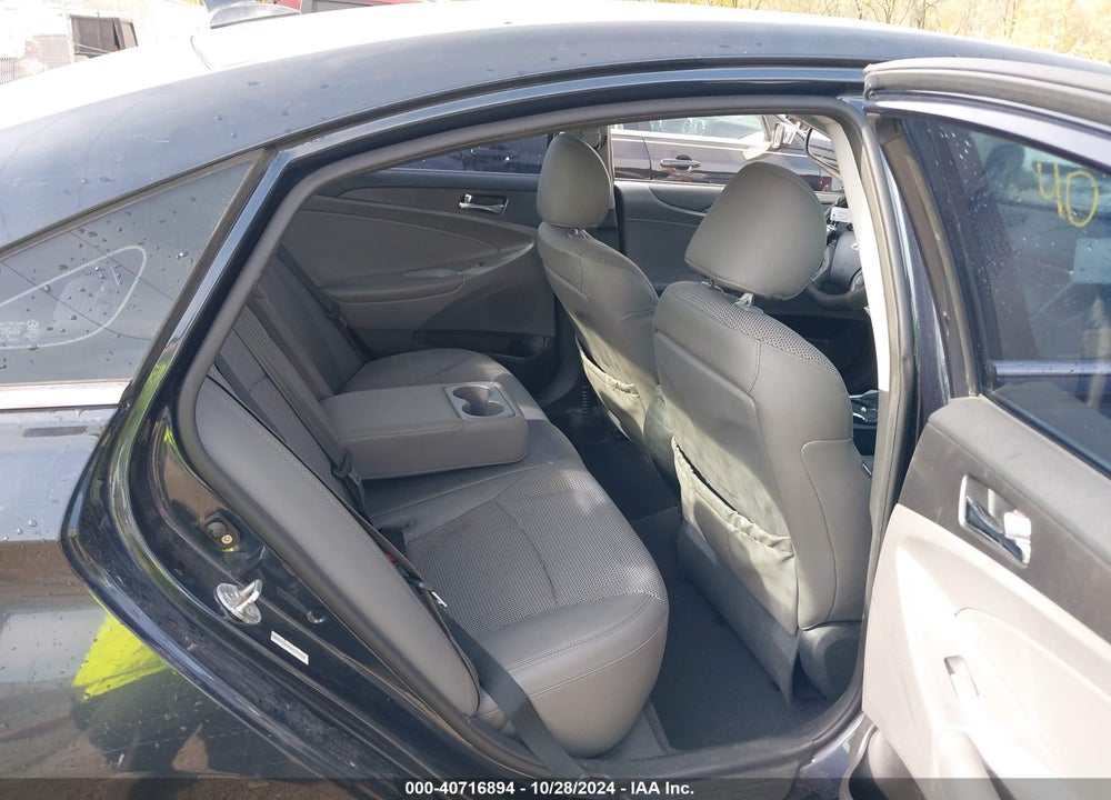 2011 HYUNDAI SONATA VIN: 5NPEC4AB6BH210743