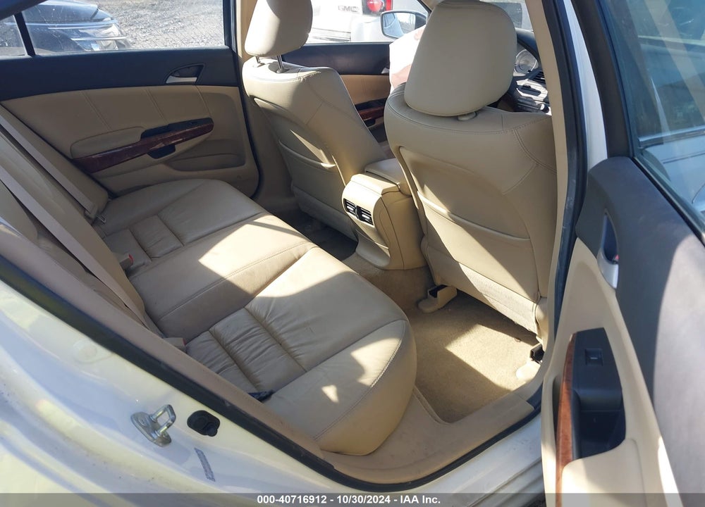 2011 HONDA ACCORD 3.5 EX-L VIN: 1HGCP3F89BA032354