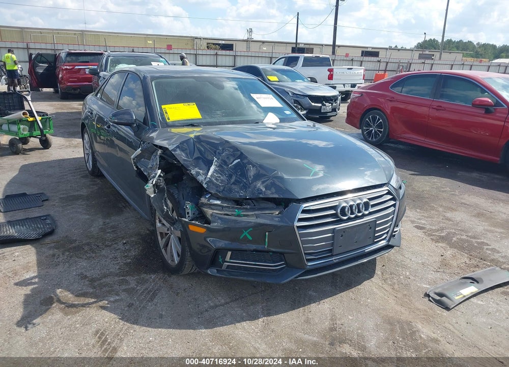 2018 AUDI A4 2.0T TECH ULTRA PREMIUM/2.0T ULTRA PREMIUM VIN: WAUKMAF47JA009817