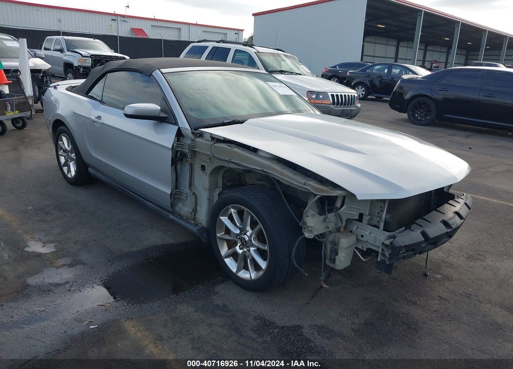 2011 FORD MUSTANG V6 PREMIUM VIN: 1ZVBP8EM5B5123794