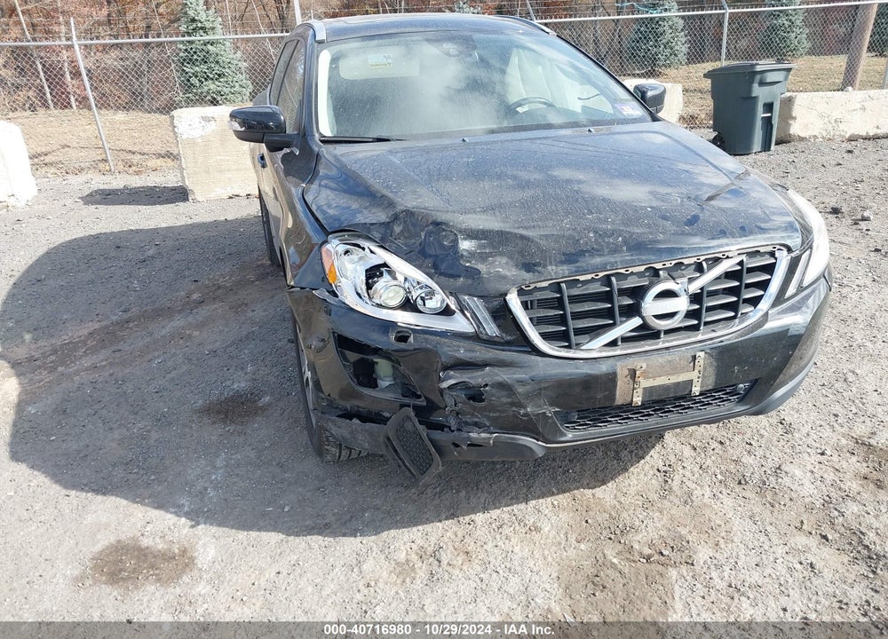 2013 VOLVO XC60 T6/T6 PLATINUM/T6 PREMIER PLUS/T6 R-DESIGN/T6 R-DESIGN PLATINUM/T6 R-DESIGN PREMIER PLUS VIN: YV4902DZ3D2409726