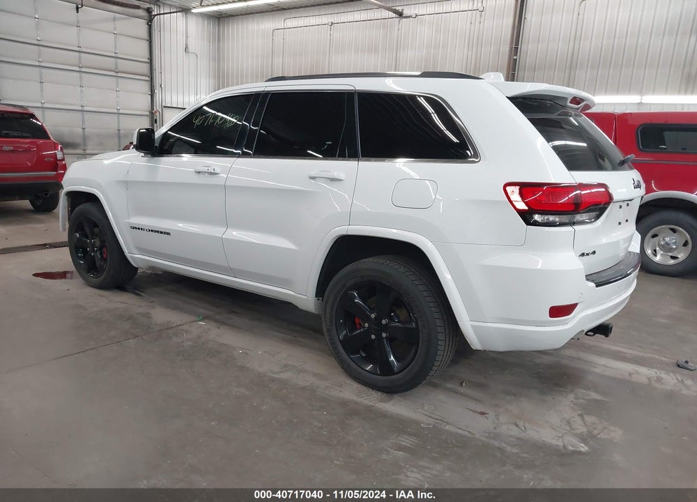 2015 JEEP GRAND CHEROKEE ALTITUDE VIN: 1C4RJFAG8FC215362