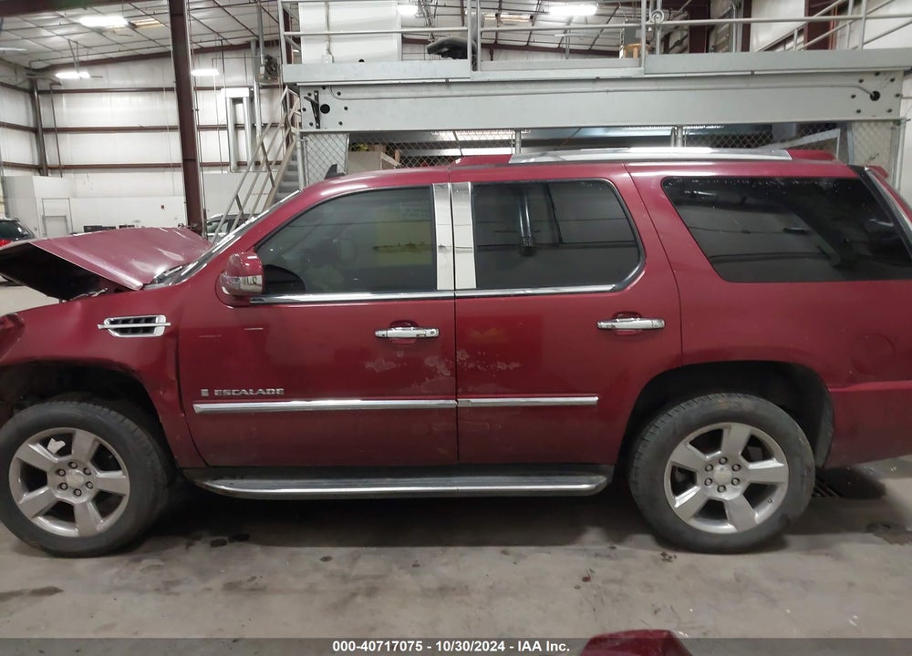 2007 CADILLAC ESCALADE STANDARD VIN: 1GYFK638X7R284696