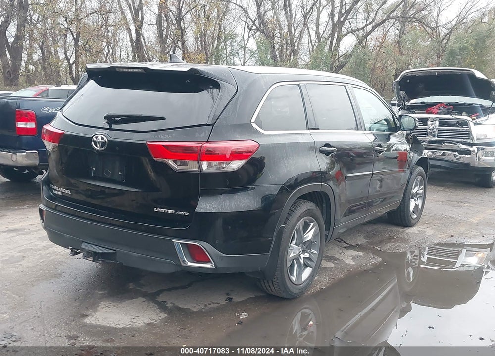 2017 TOYOTA HIGHLANDER LIMITED/PLATINUM VIN: 5TDDZRFH3HS472047