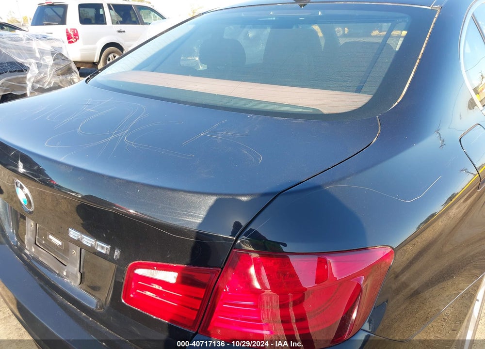 2011 BMW 550I VIN: WBAFR9C51BDE81822