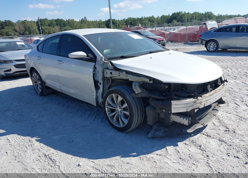 2015 CHRYSLER 200 S VIN: 1C3CCCBB0FN673701