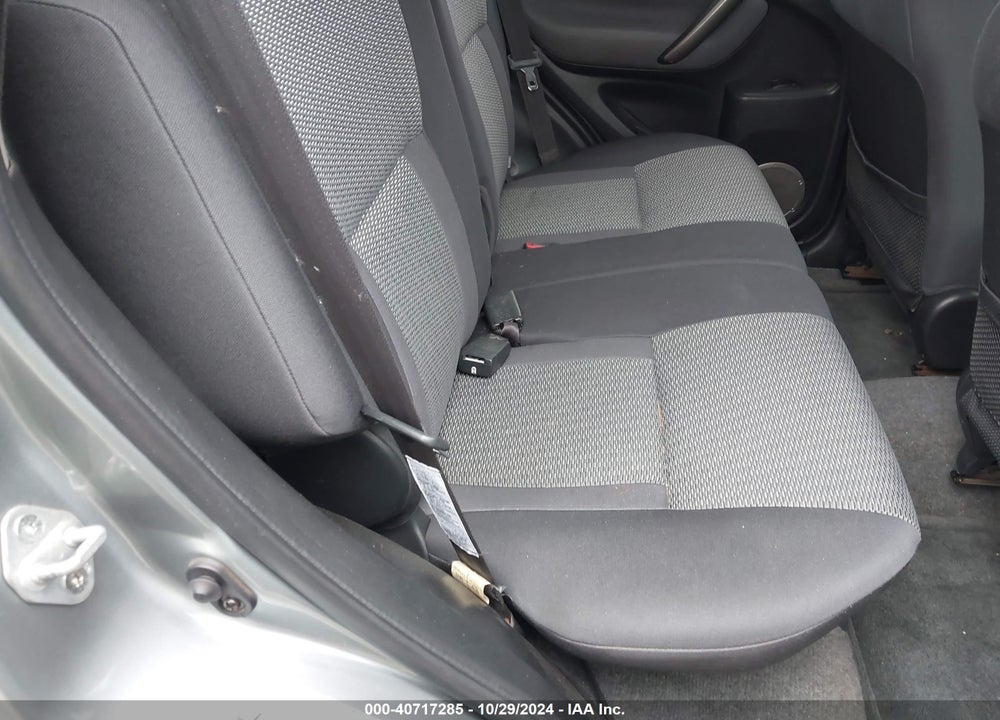 2004 TOYOTA RAV4 VIN: JTEHD20V040032284