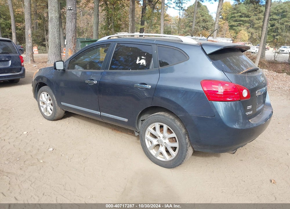 2013 NISSAN ROGUE SV W/SL PKG VIN: JN8AS5MT5DW008215