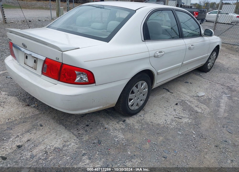 2005 KIA OPTIMA EX/LX VIN: KNAGD126955389657