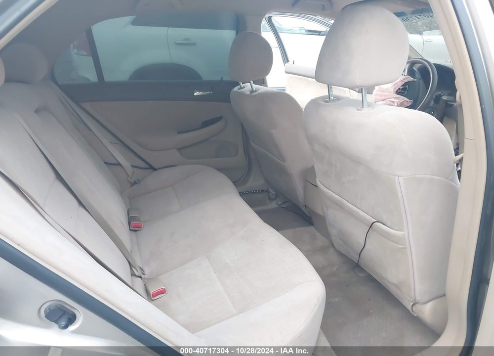 2004 HONDA ACCORD 2.4 LX VIN: JHMCM56344C039421