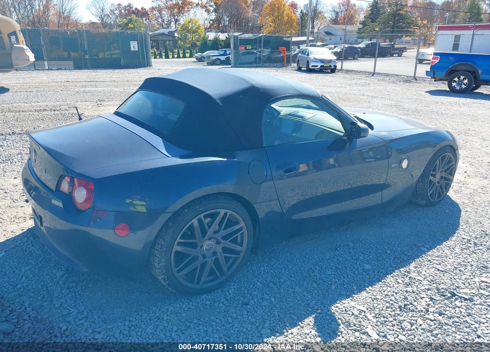 2005 BMW Z4 3.0I VIN: 4USBT53505LU10298