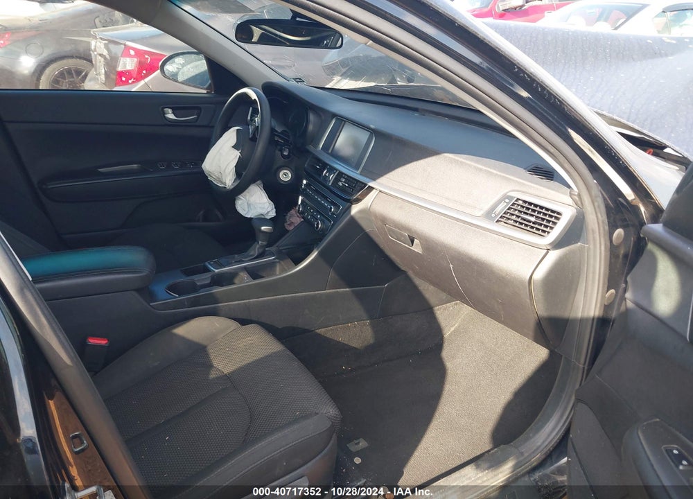 2020 KIA OPTIMA LX VIN: 5XXGT4L35LG383181