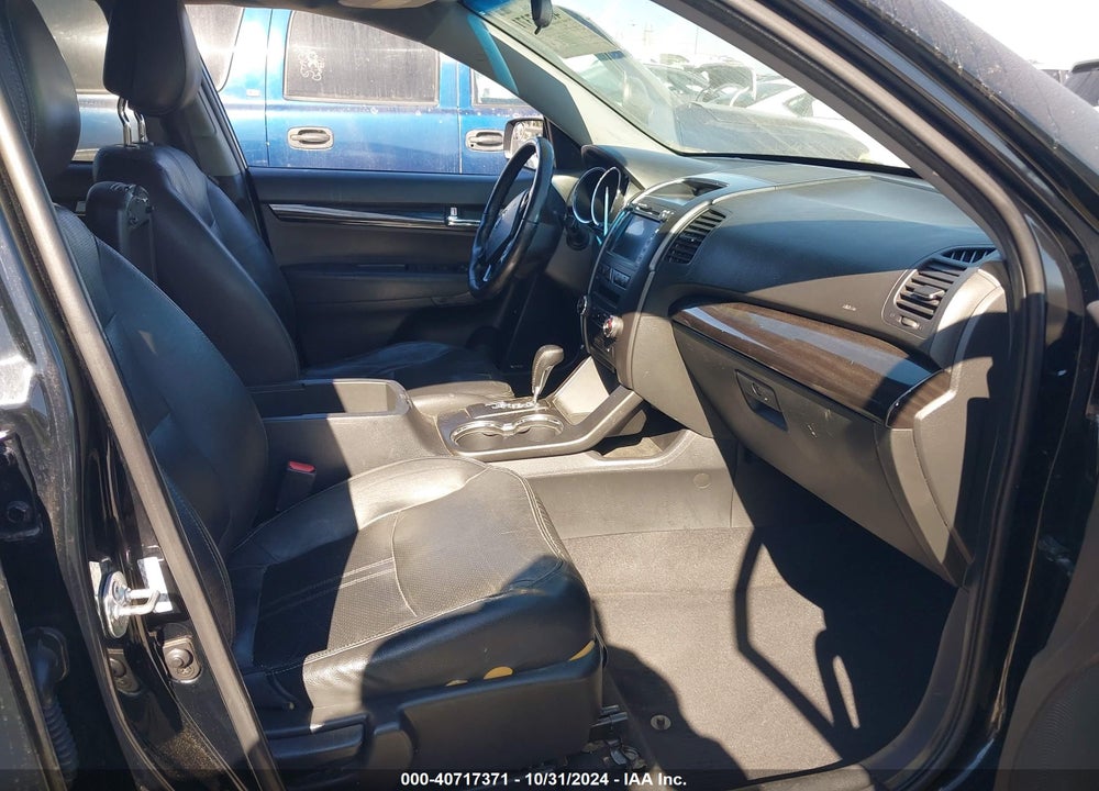 2011 KIA SORENTO EX V6 VIN: 5XYKU4A2XBG004932