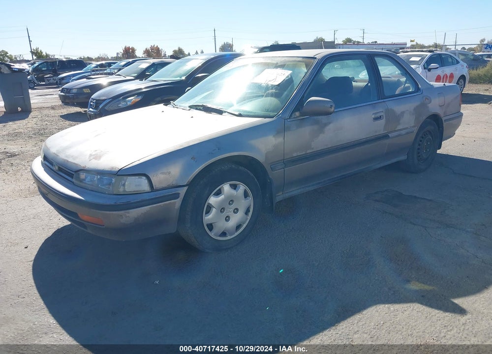 1992 HONDA ACCORD LX VIN: 1HGCB7153NA003973