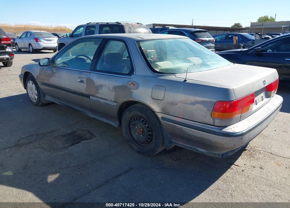 1992 HONDA ACCORD LX VIN: 1HGCB7153NA003973
