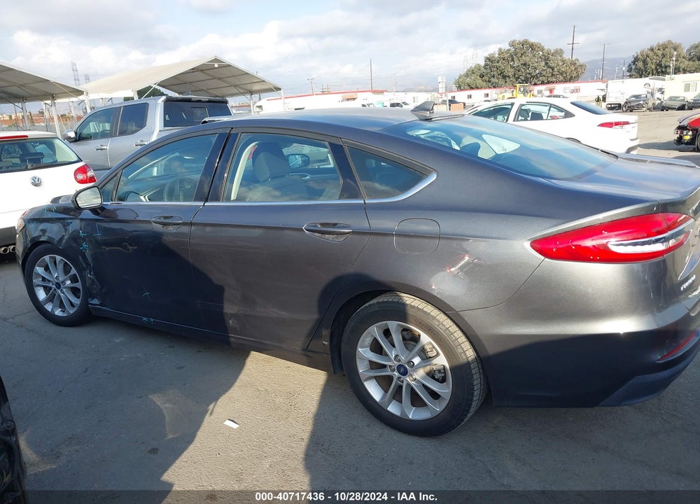 2020 FORD FUSION SE VIN: 3FA6P0H7XLR239640