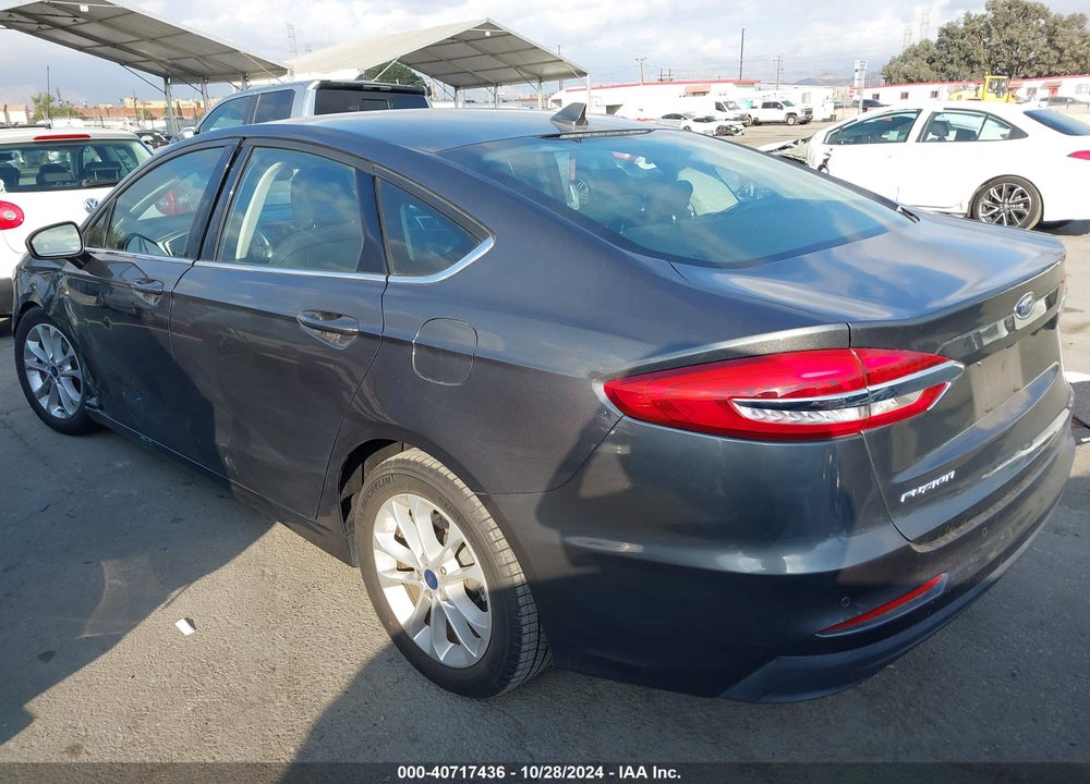 2020 FORD FUSION SE VIN: 3FA6P0H7XLR239640