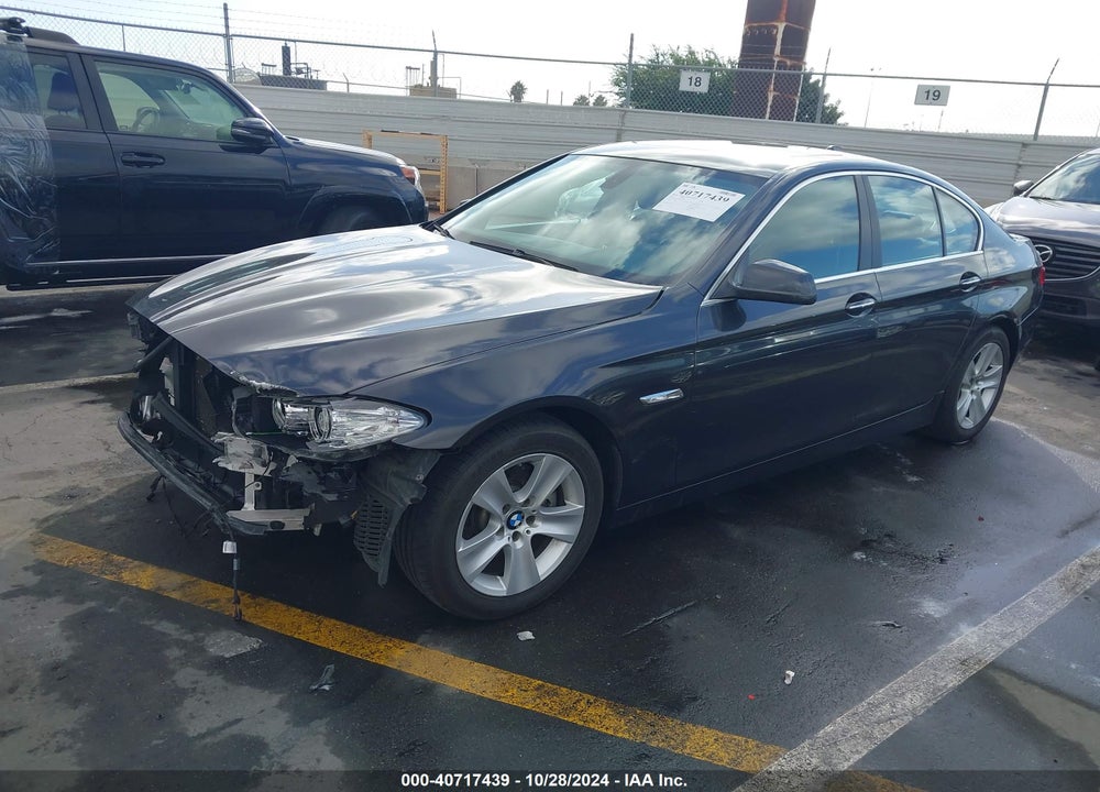 2011 BMW 528I VIN: WBAFR1C54BC742574