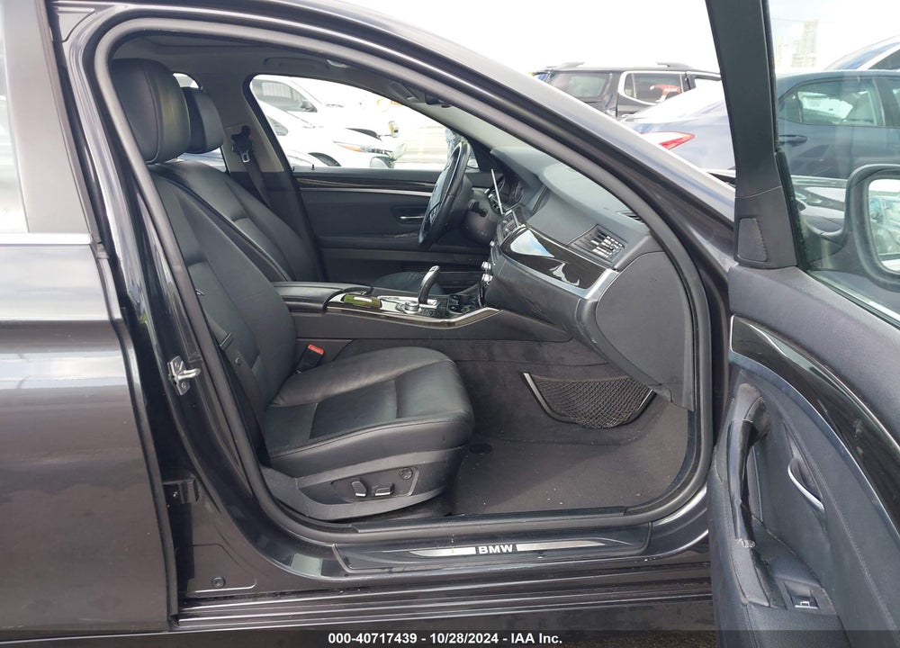 2011 BMW 528I VIN: WBAFR1C54BC742574