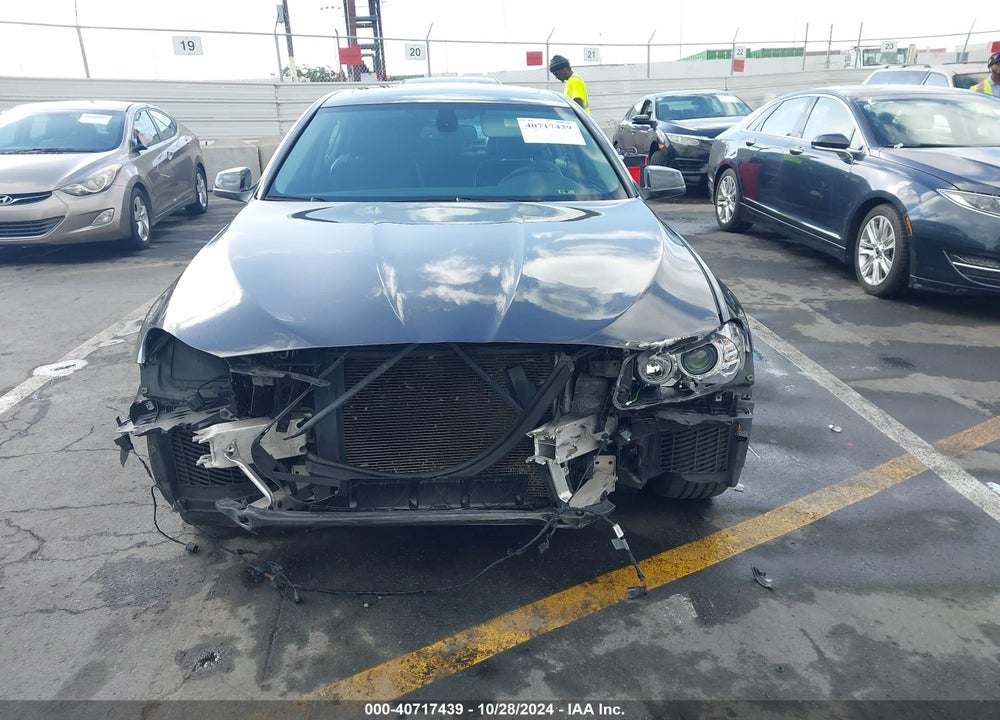 2011 BMW 528I VIN: WBAFR1C54BC742574