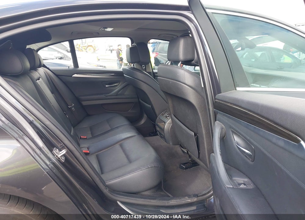 2011 BMW 528I VIN: WBAFR1C54BC742574