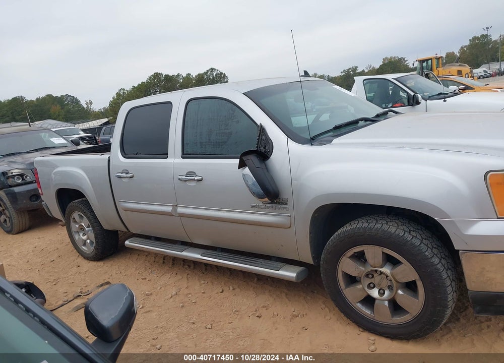 2011 GMC SIERRA 1500 SLE VIN: 3GTP1VE03BG383786