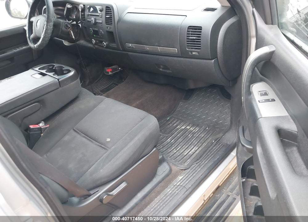 2011 GMC SIERRA 1500 SLE VIN: 3GTP1VE03BG383786