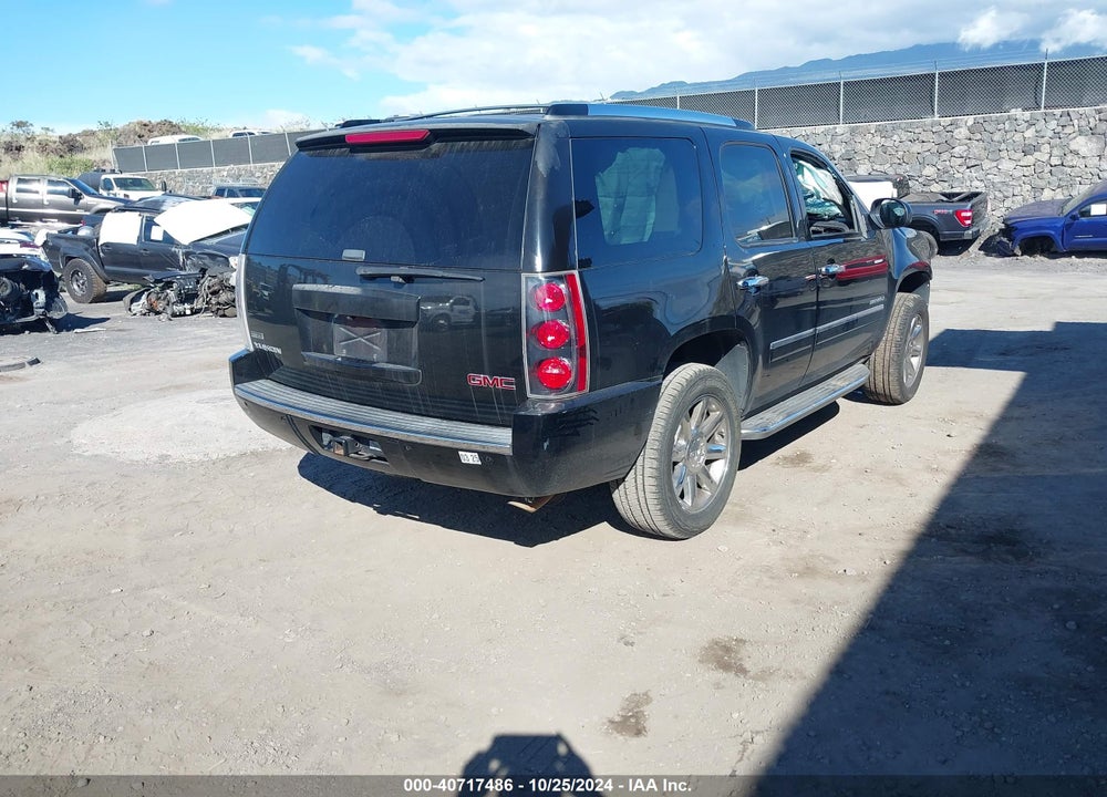 2011 GMC YUKON DENALI VIN: 1GKS1EEF3BR251551