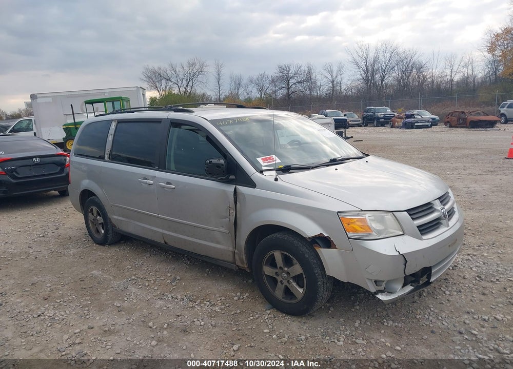 2010 DODGE GRAND CARAVAN HERO VIN: 2D4RN3D11AR440350