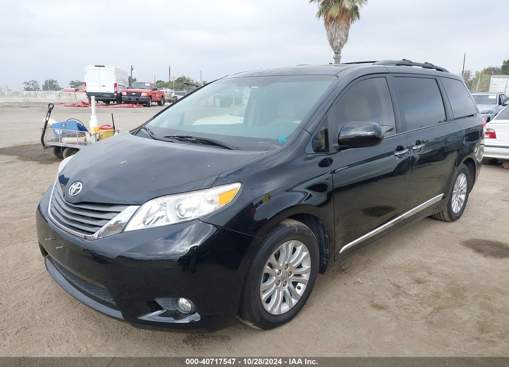 2013 TOYOTA SIENNA XLE LIMITED VIN: 5TDYK3DC1DS349643