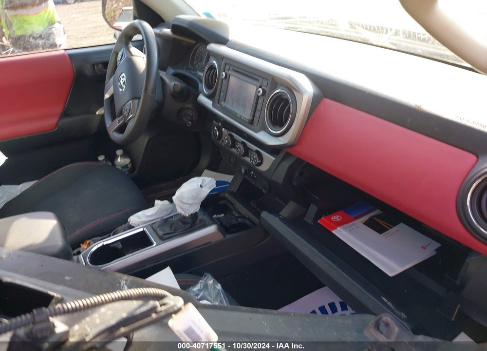 2019 TOYOTA TACOMA SR5 V6 VIN: 3TMCZ5AN9KM250718
