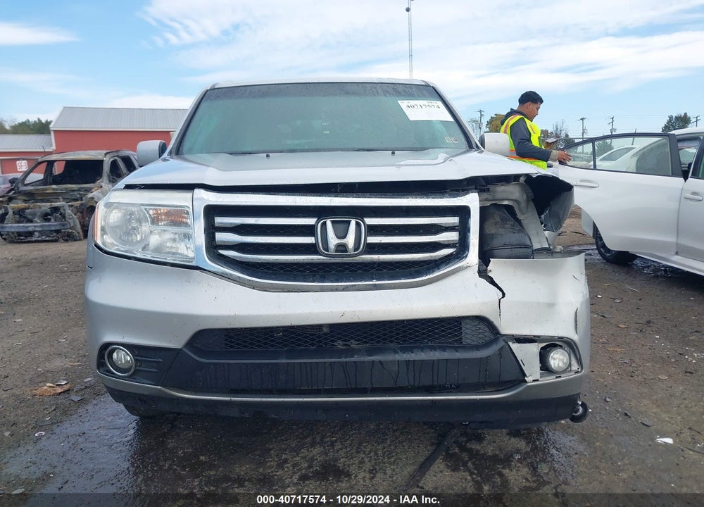 2015 HONDA PILOT SE VIN: 5FNYF4H33FB077141