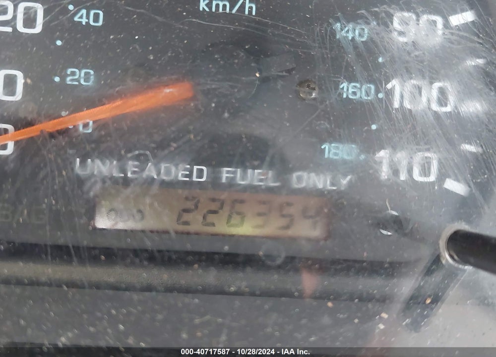 2000 NISSAN FRONTIER XE VIN: 1N6DD26S2YC338825