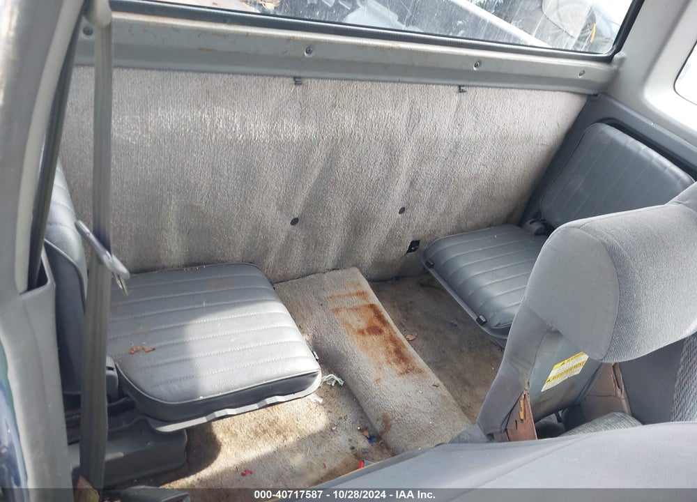 2000 NISSAN FRONTIER XE VIN: 1N6DD26S2YC338825