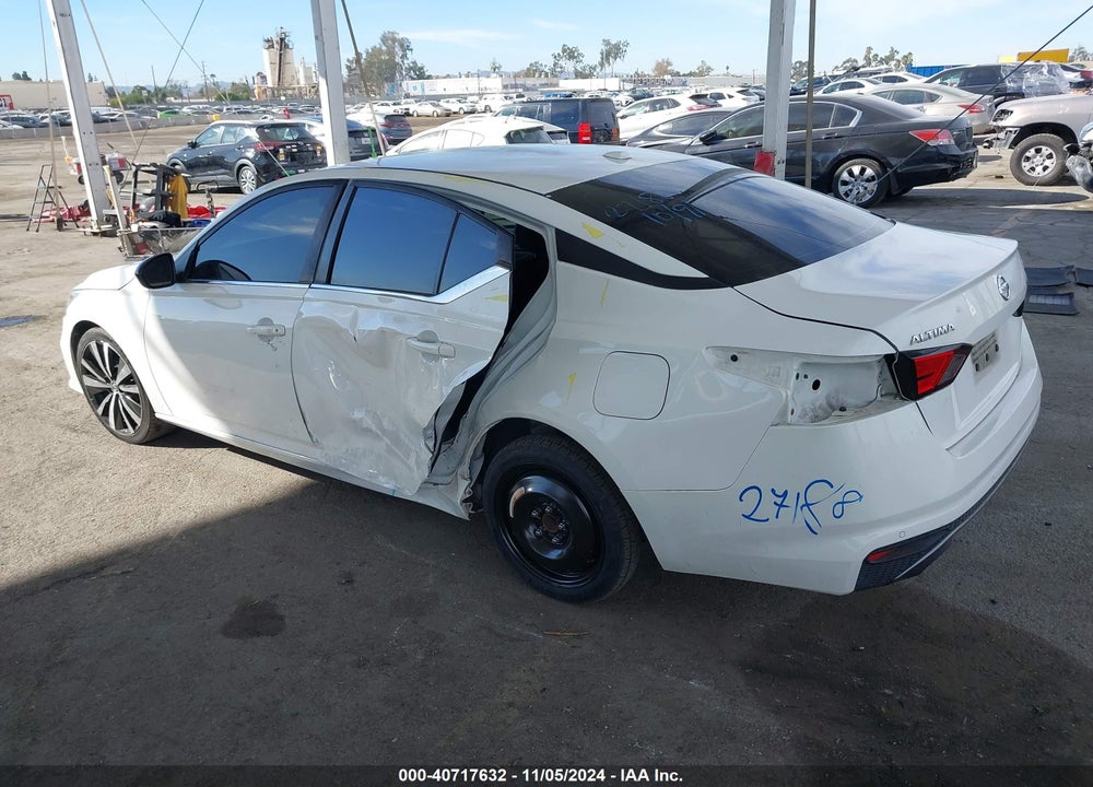 2020 NISSAN ALTIMA SR FWD VIN: 1N4BL4CV0LC225526
