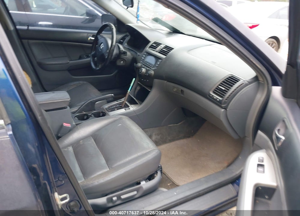 2005 HONDA ACCORD 3.0 EX VIN: 1HGCM66575A022720
