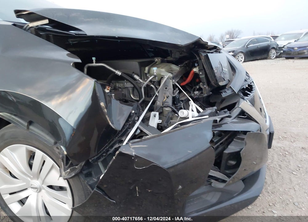 2018 NISSAN LEAF S VIN: 1N4AZ1CP9JC314177