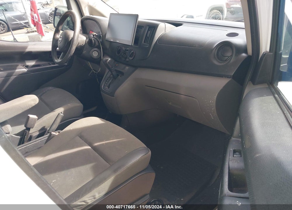 2015 NISSAN NV200 S VIN: 3N6CM0KN9FK732717