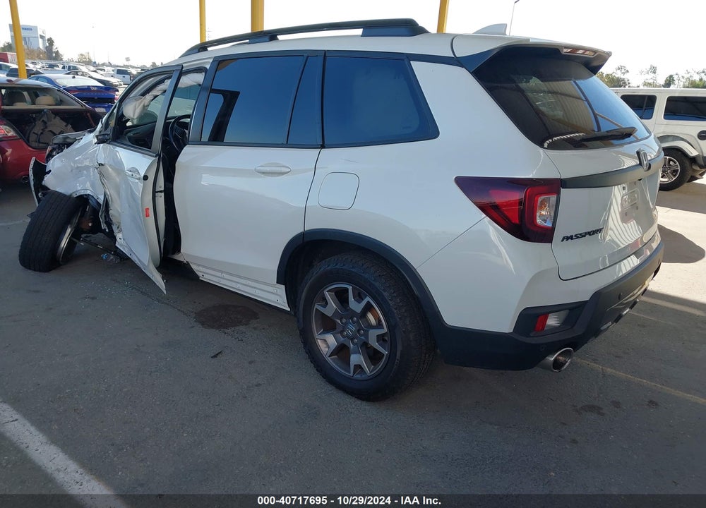 2022 HONDA PASSPORT AWD TRAILSPORT VIN: 5FNYF8H69NB017204