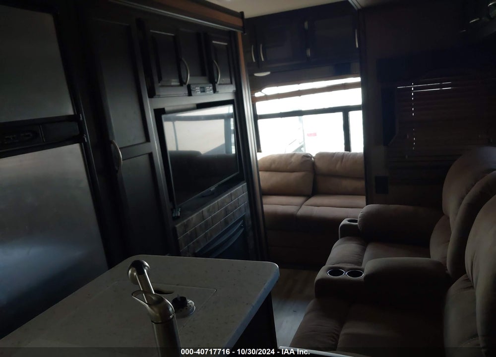 2018 K-Z INC DURANGO TRAVEL TRAILER VIN: 4EZFD282XJ6071039