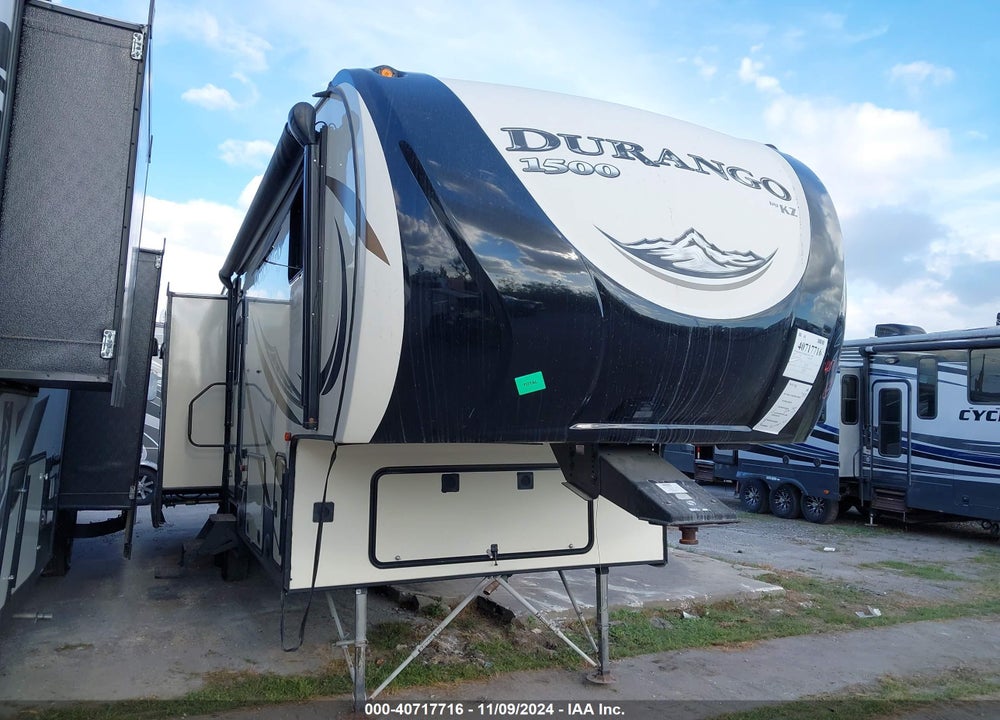 2018 K-Z INC DURANGO TRAVEL TRAILER VIN: 4EZFD282XJ6071039