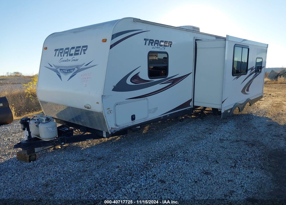2011 TRACER 26FT VIN: 5ZT2TRRB1BB500747