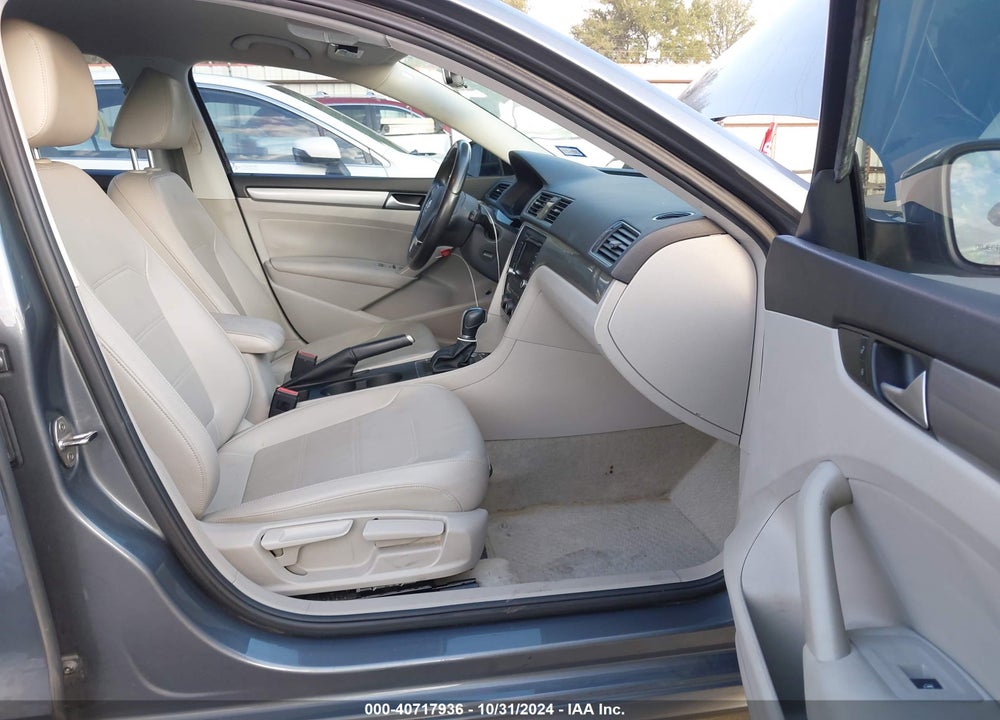 2015 VOLKSWAGEN PASSAT 1.8T LIMITED EDITION VIN: 1VWAS7A3XFC102247
