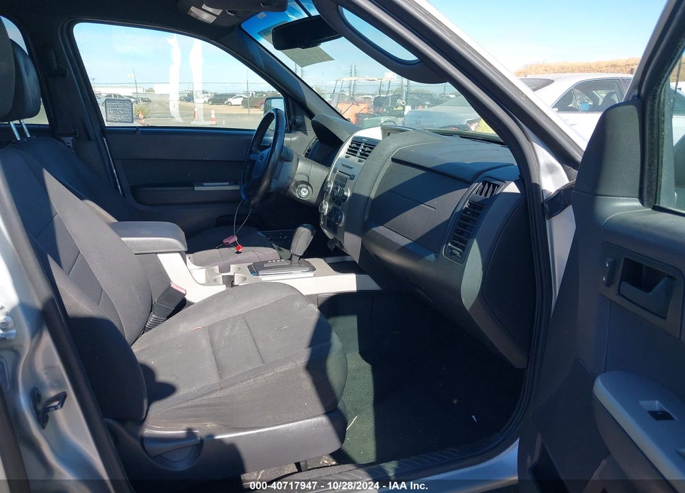 2011 FORD ESCAPE XLT VIN: 1FMCU0DG7BKB92092