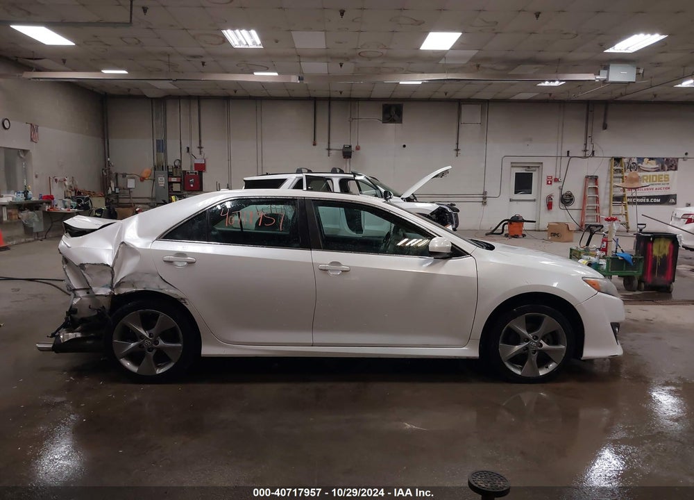 2014 TOYOTA CAMRY SE V6 VIN: 4T1BK1FK5EU553191