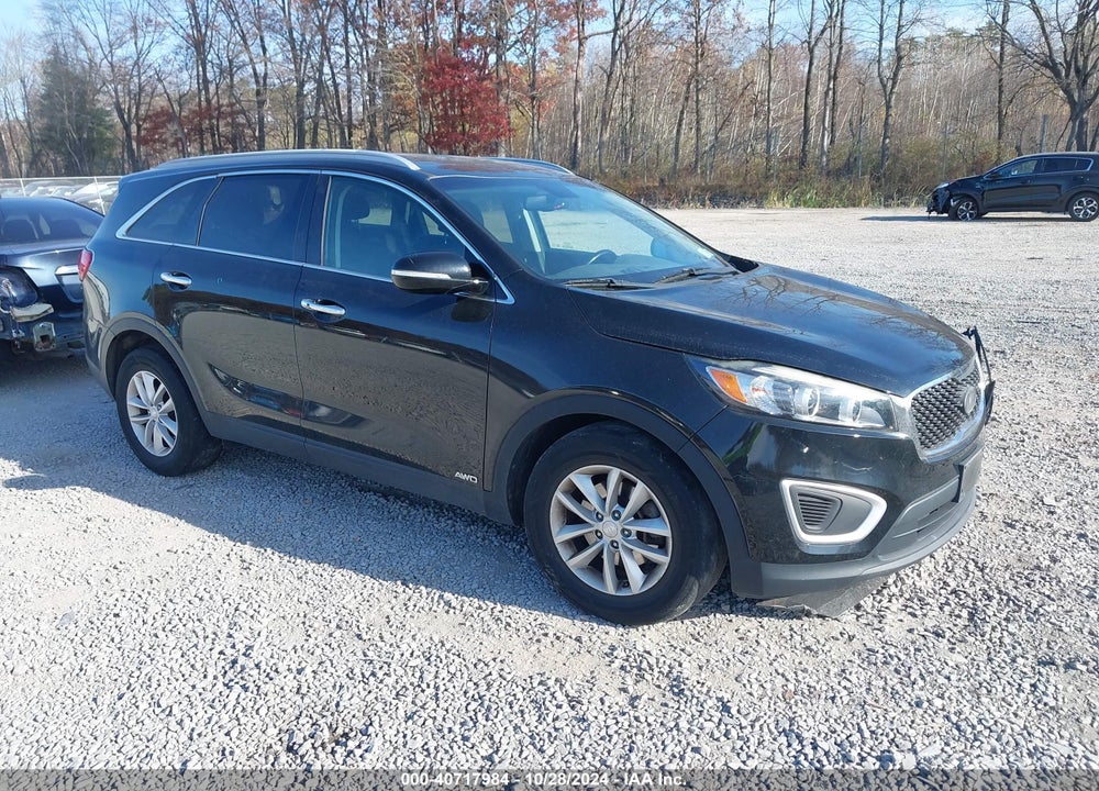 2017 KIA SORENTO 2.4L LX VIN: 5XYPGDA39HG325889